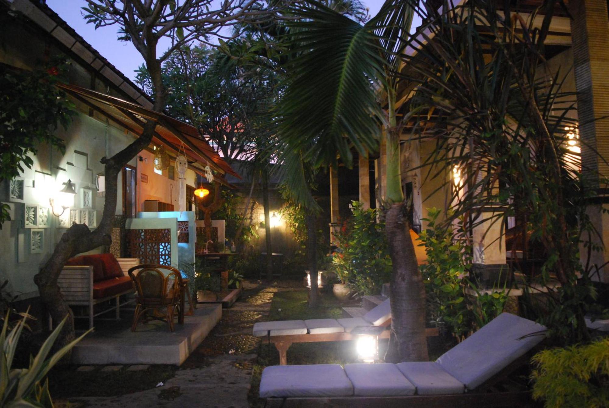 Dalum Homestay Amed  Luaran gambar